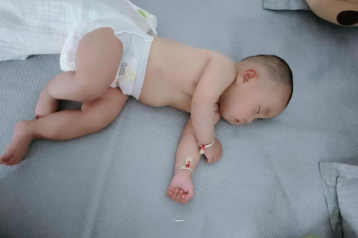 莘县三个月宝宝身高体重